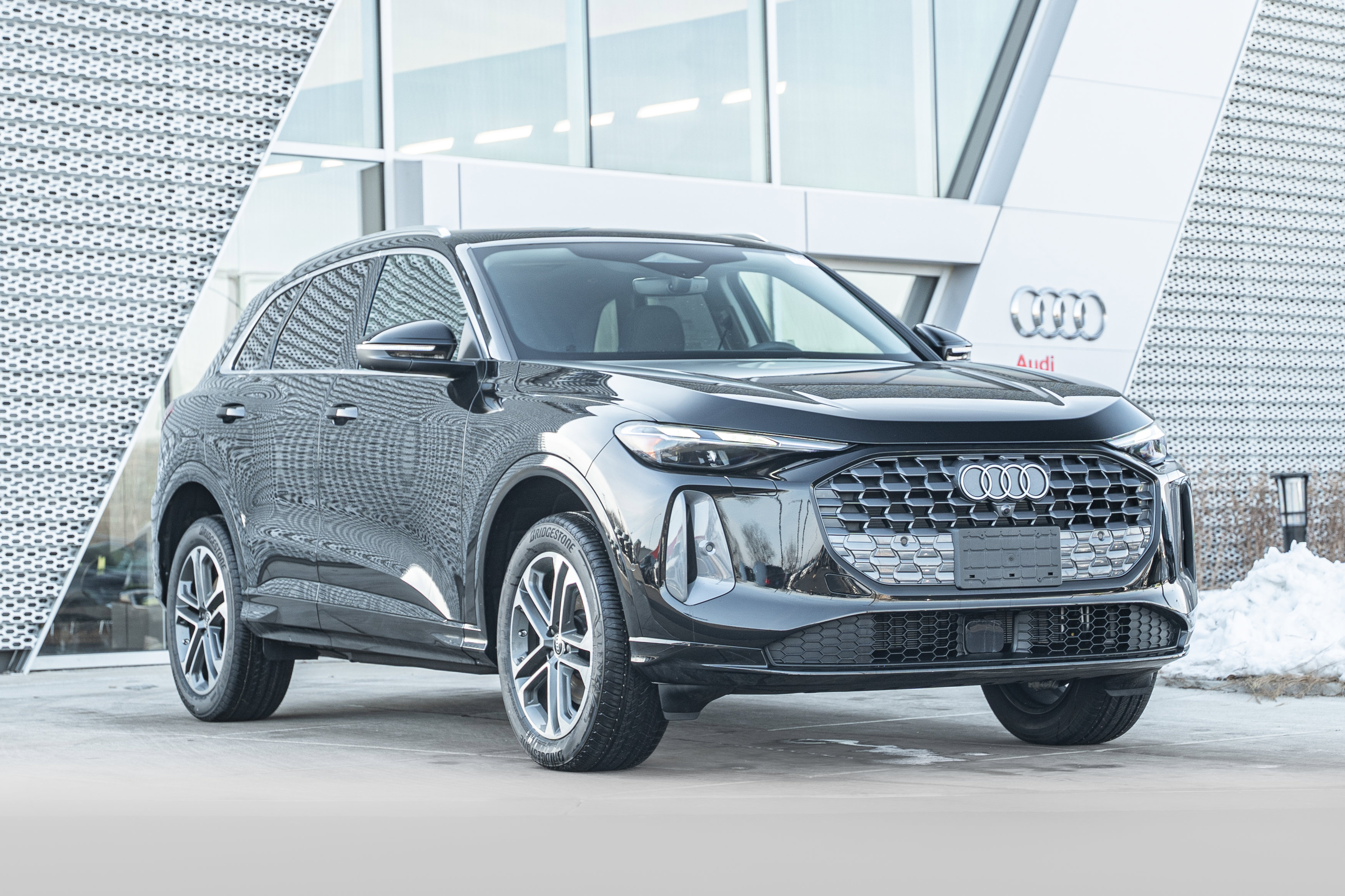 2025 Audi New Q5 Premium's photo