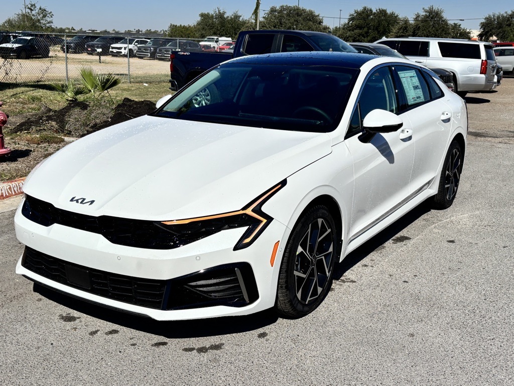 2026 Kia K5 EX photo 3