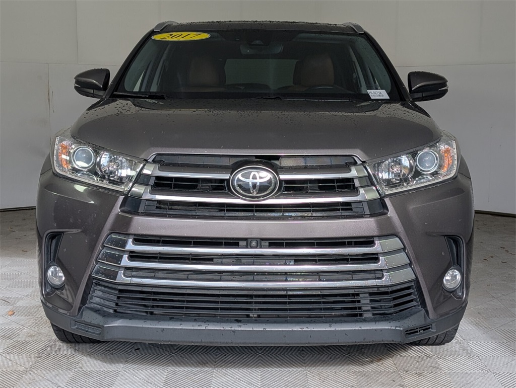 2017 Toyota Highlander Limited Platinum photo 3