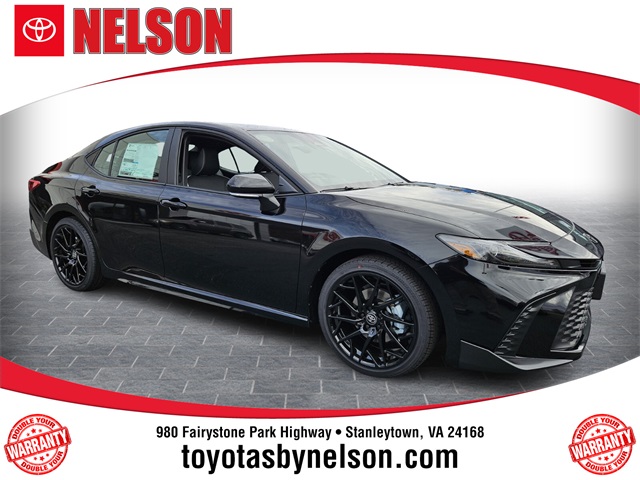 2026 Toyota Camry SE's photo