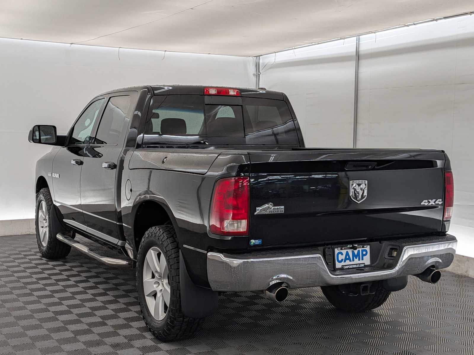 2010 Dodge Ram SLT photo 2