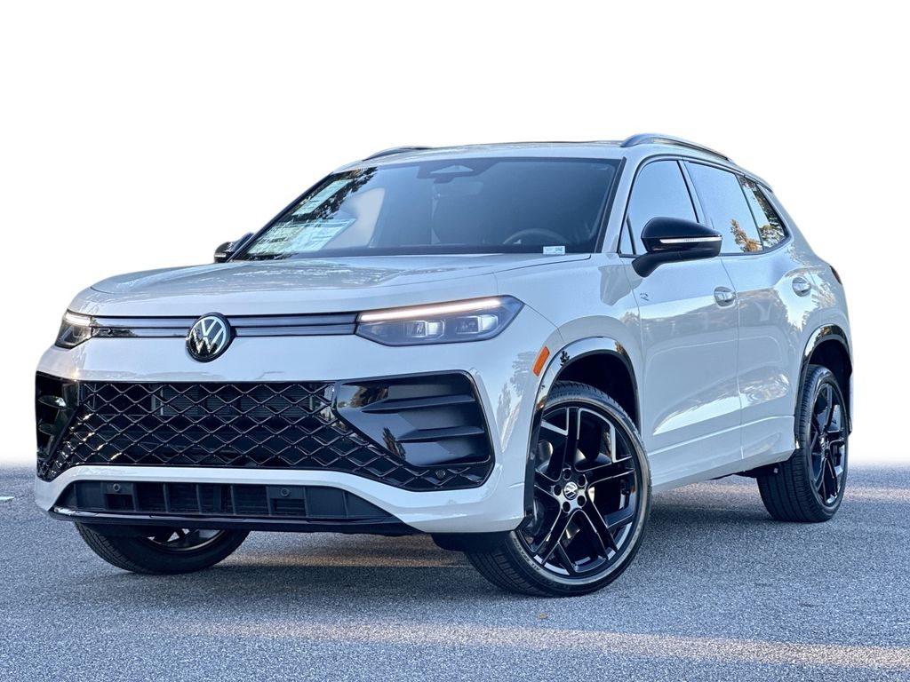 2026 Volkswagen Tiguan SE R-LINE BLACK's photo