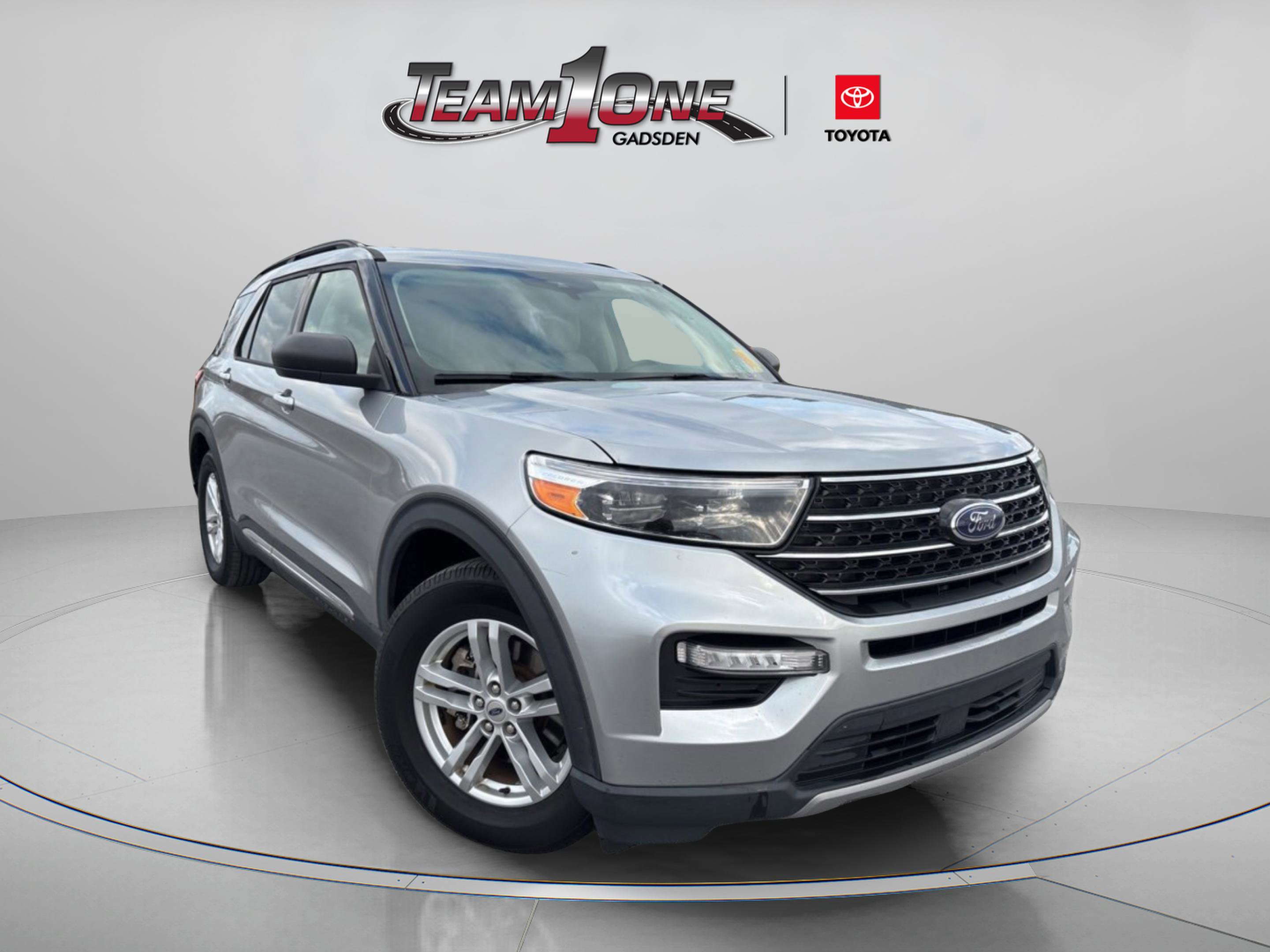 2021 Ford Explorer XLT's photo