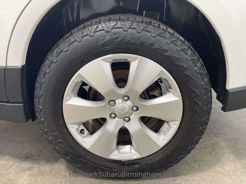 2011 Subaru Outback 3.6R photo 7