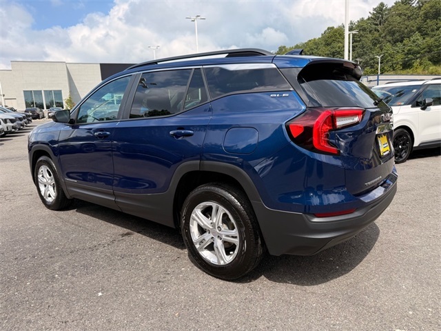2022 Gmc Terrain SLE photo 4