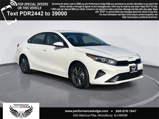 2024 Kia Forte LXS's photo