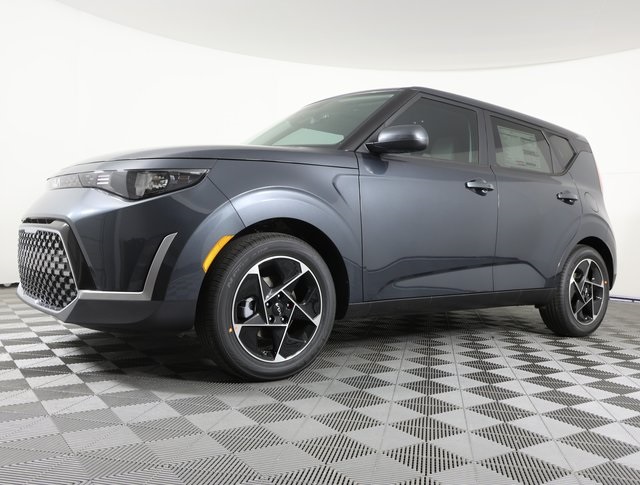 2025 Kia Soul EX's photo