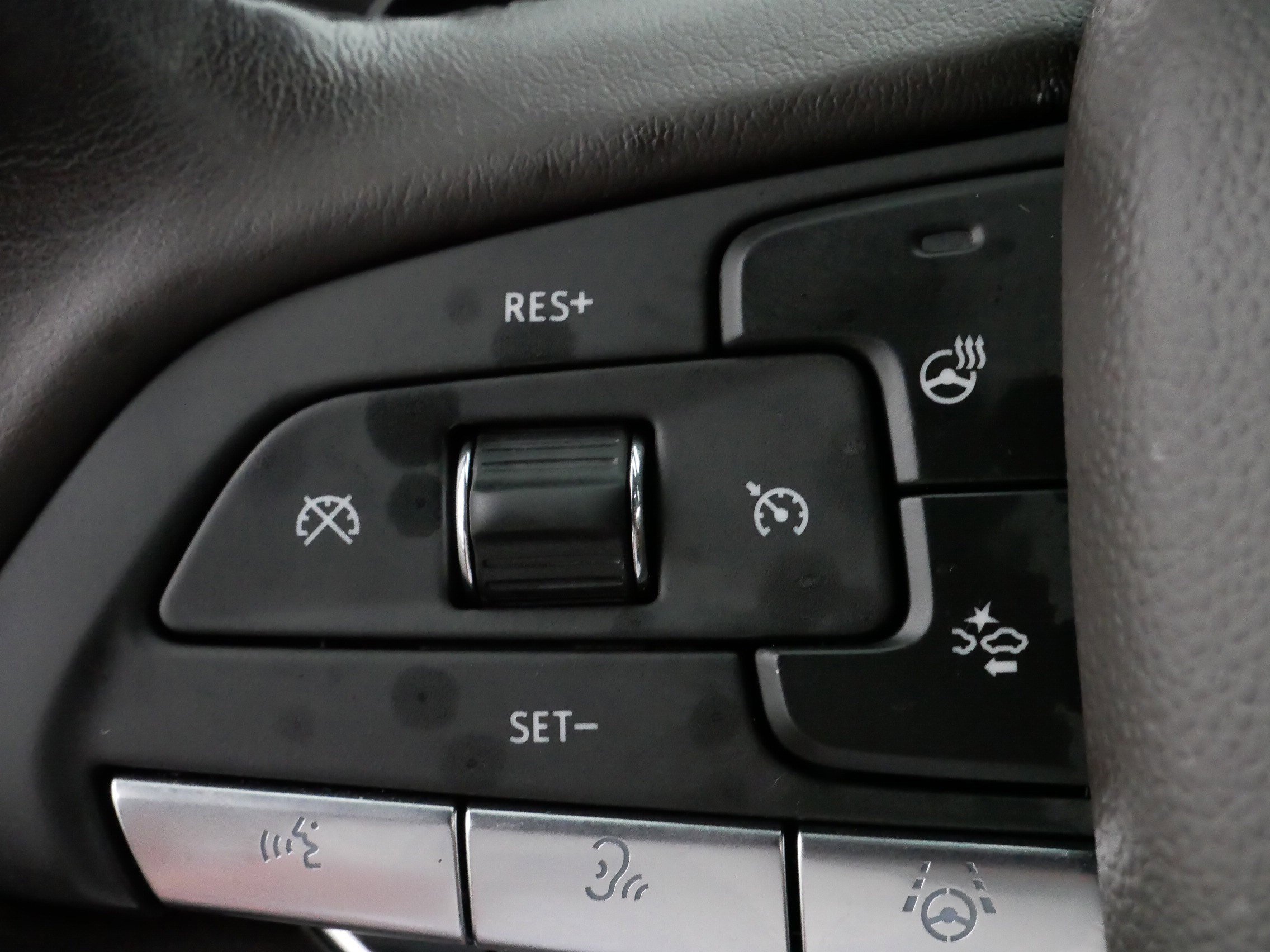 2024 Cadillac Escalade Premium Luxury photo 20