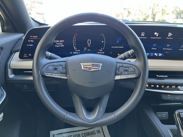 2024 Cadillac XT4 Luxury photo 7