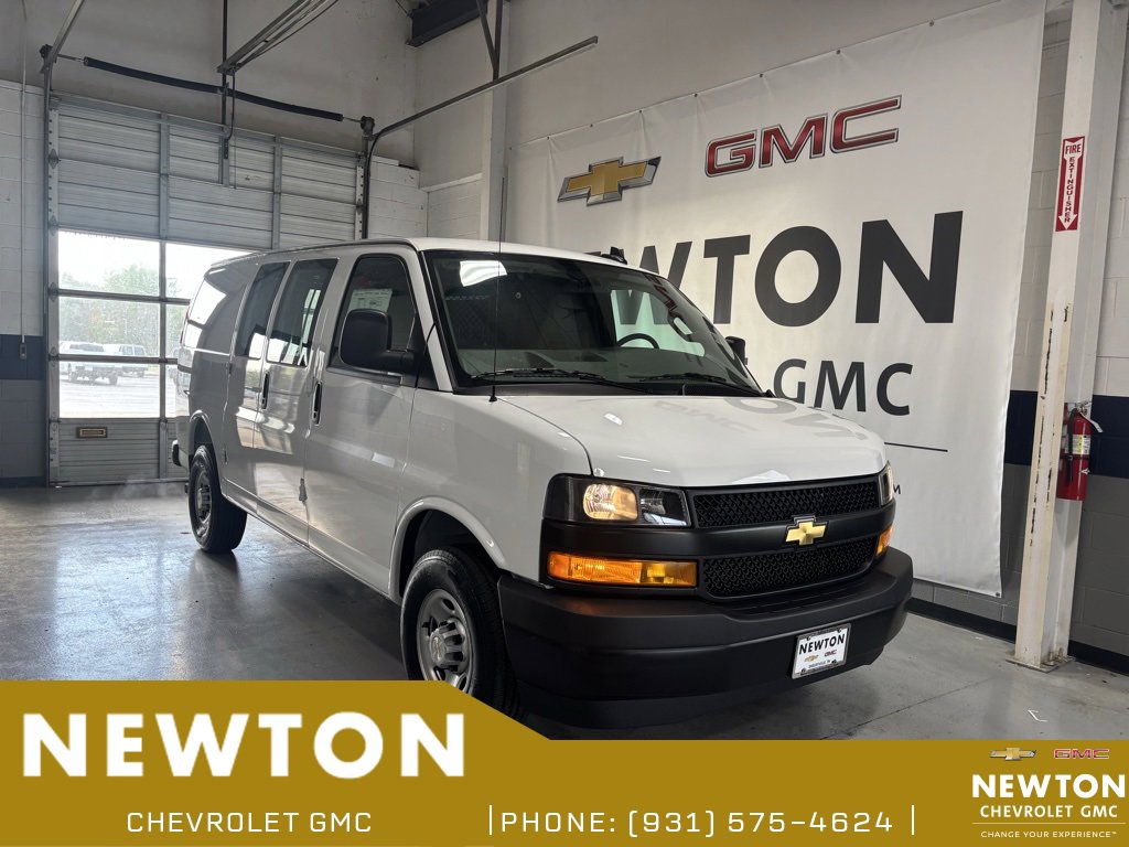 2025 Chevrolet Express Cargo