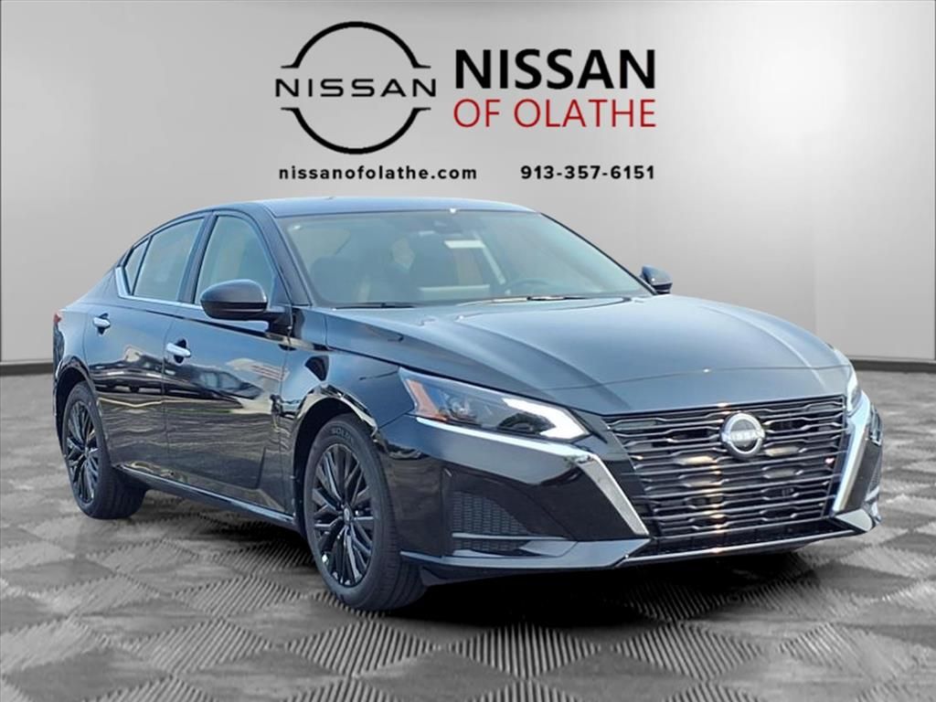 2025 Nissan Altima SV Special Edition photo 25
