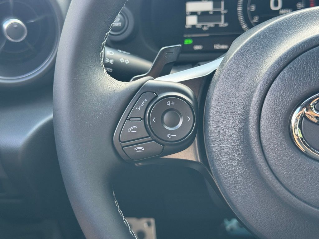 2025 Toyota GR86 Premium photo 24