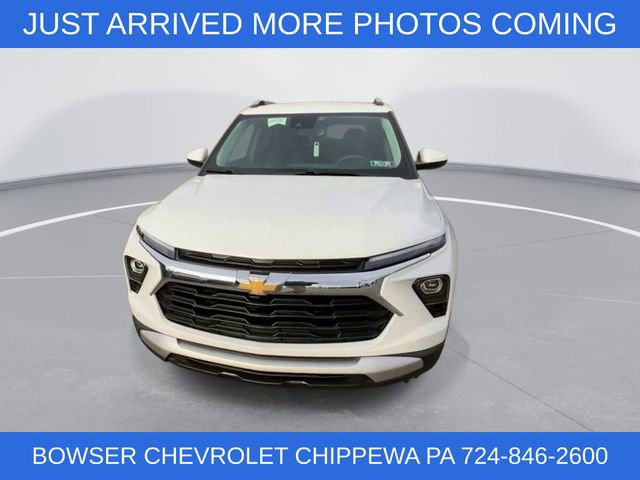 2024 Chevrolet Trailblazer LT photo 3