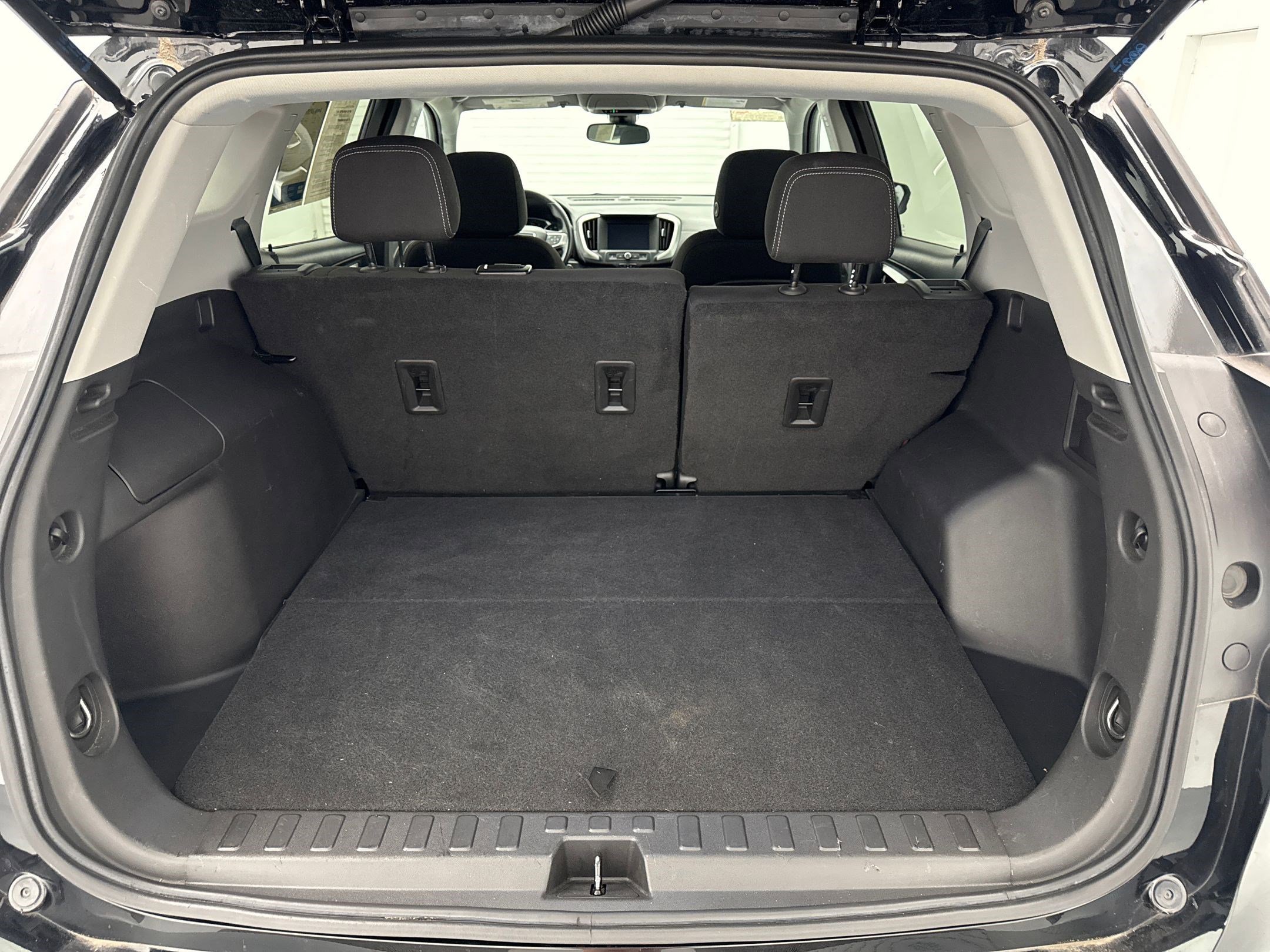 2022 Gmc Terrain SLE photo 21