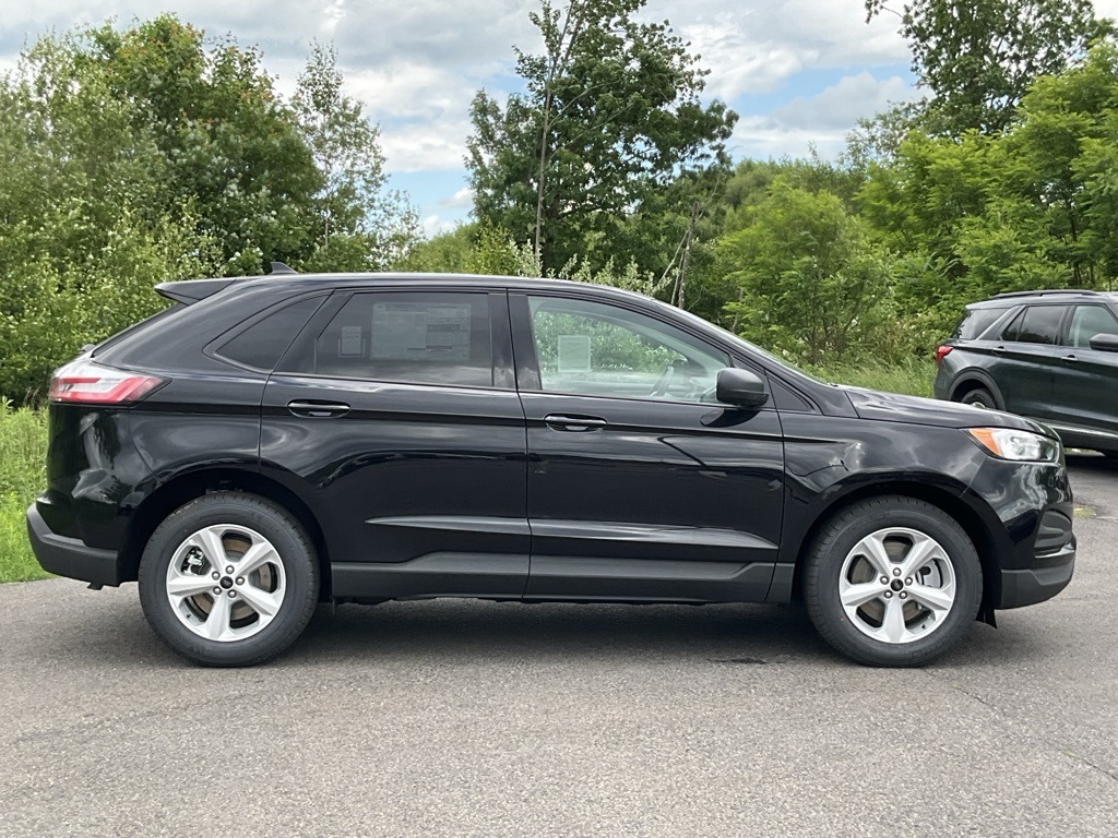 2024 Ford Edge SE photo 28