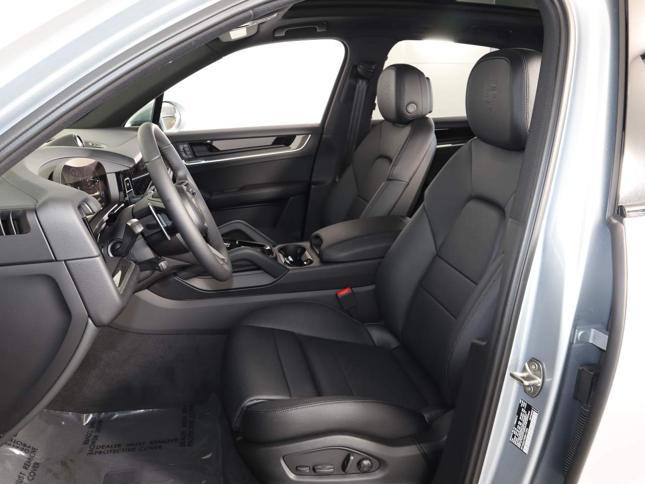 2025 Porsche Cayenne E-Hybrid photo 5