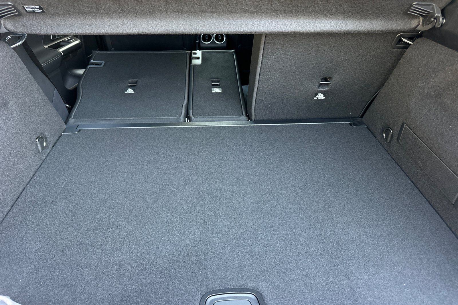 2026 Mercedes Benz GLA 250 photo 32