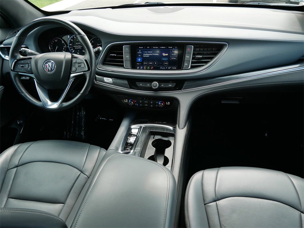 2024 Buick Enclave Premium photo 8