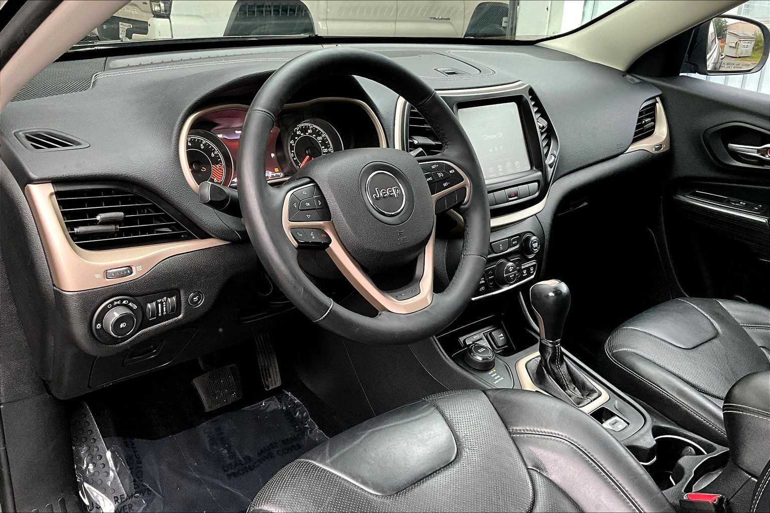 2014 Jeep Cherokee Limited photo 15