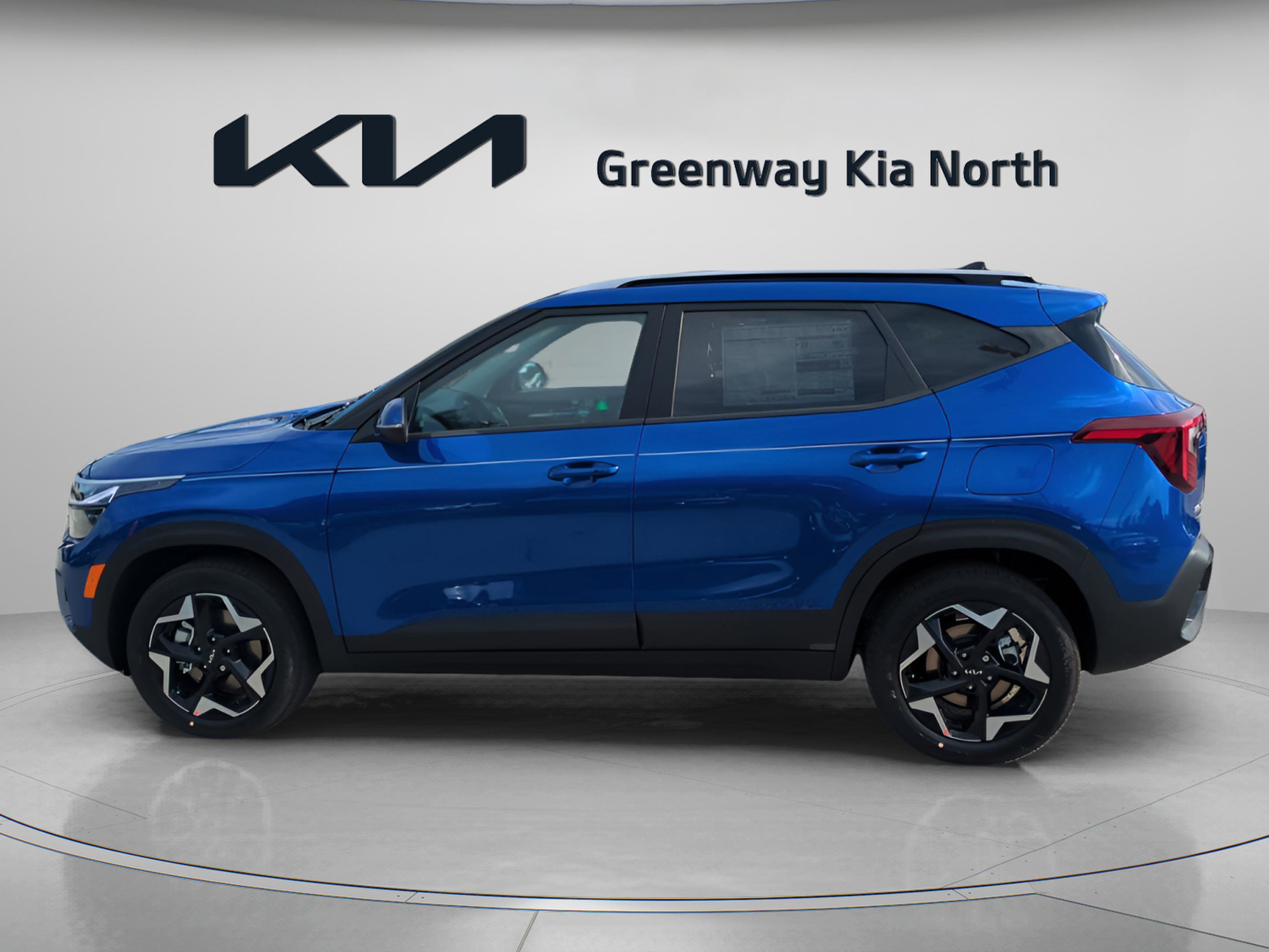 2025 Kia Seltos S photo 4