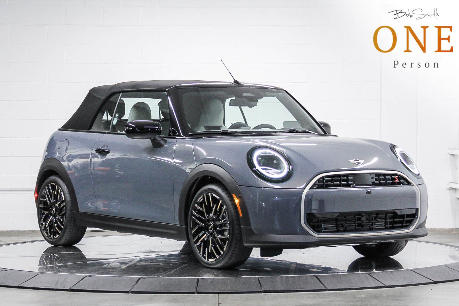 2026 MINI Convertible S's photo