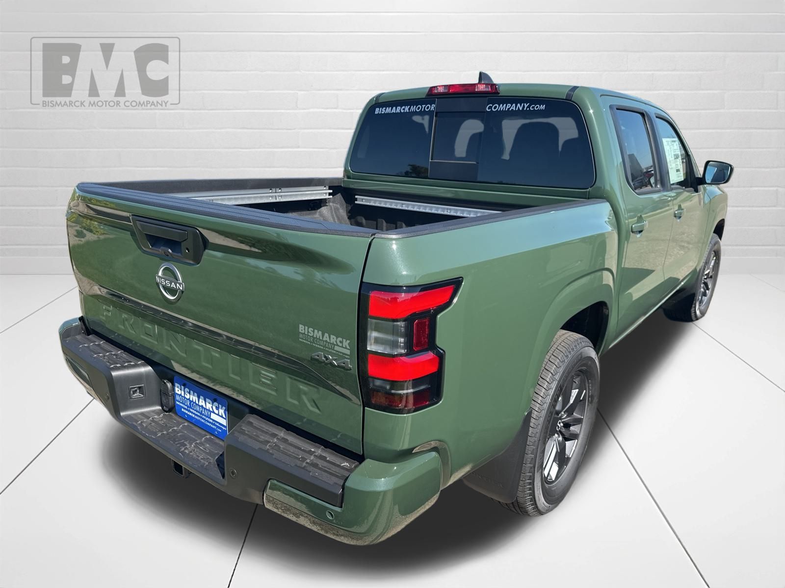 2025 Nissan Frontier SV photo 6