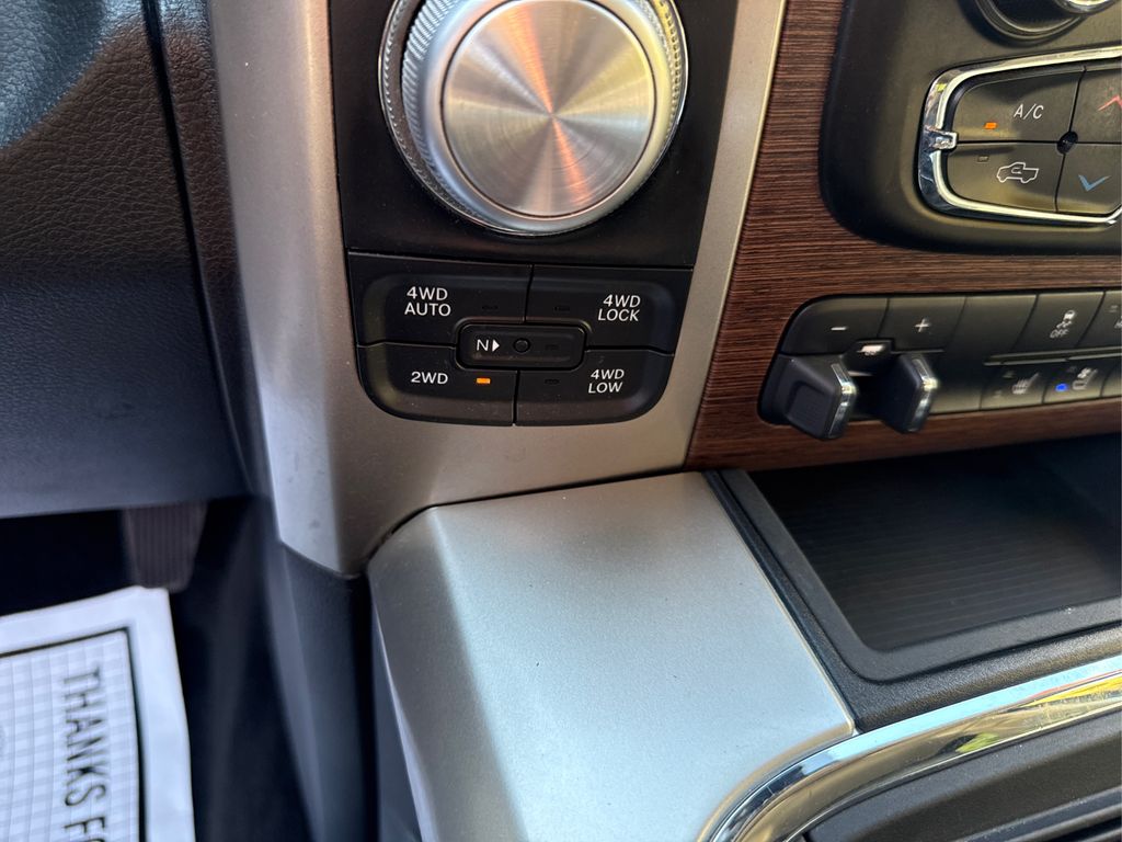 2016 Ram 1500 Laramie photo 28