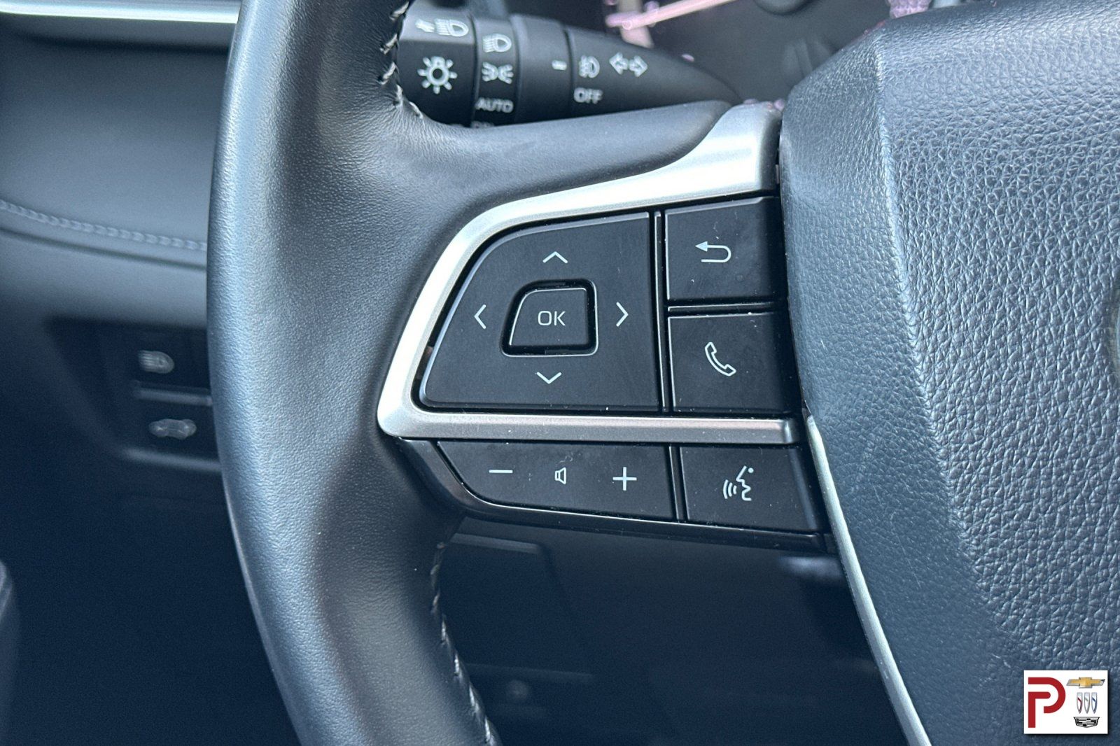 2024 Toyota Highlander LE photo 25