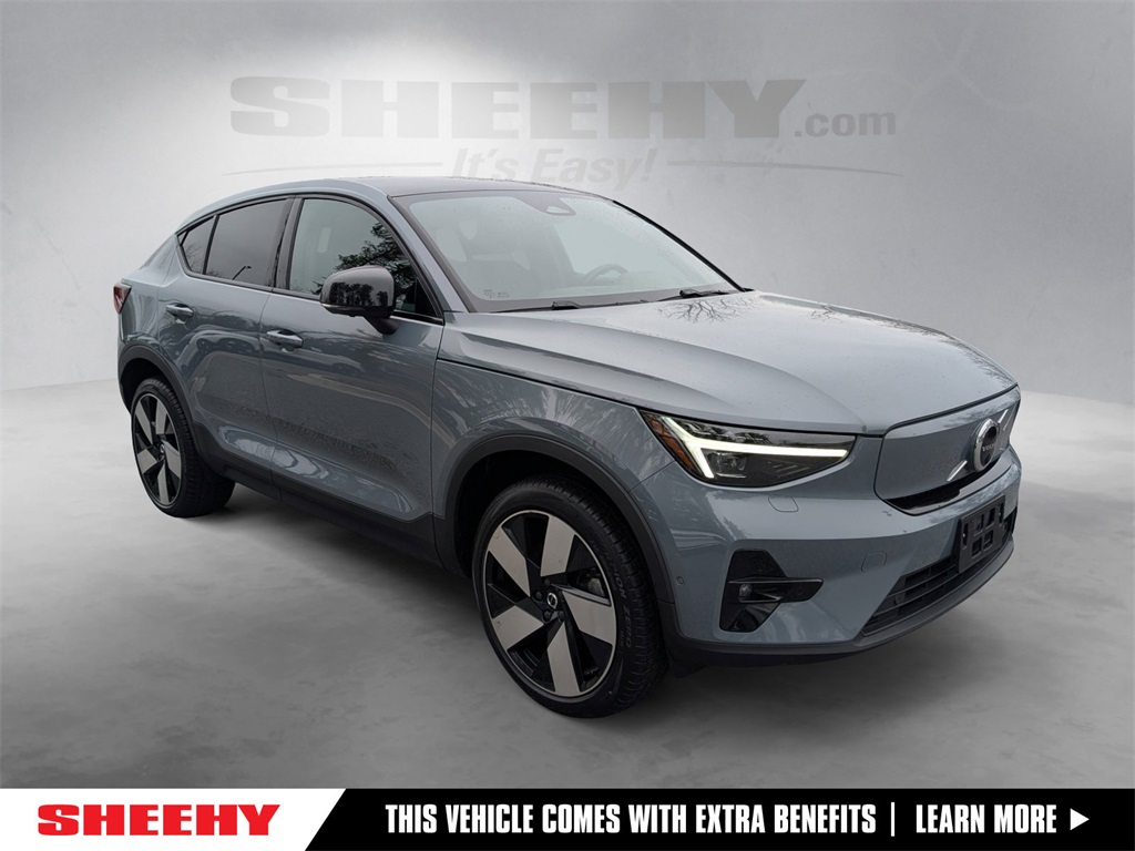 2023 Volvo C40 Ultimate's photo