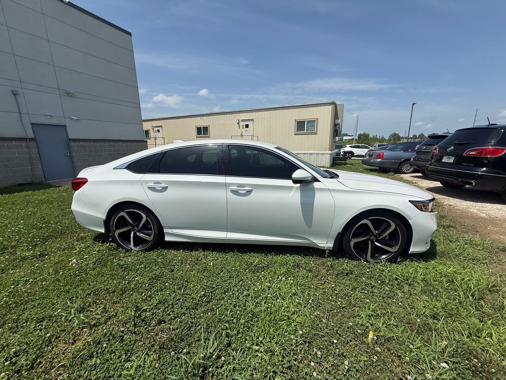 2019 Honda Accord Sport photo 4