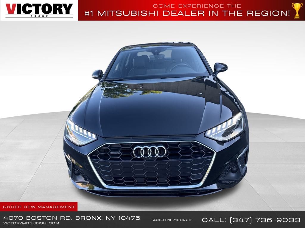2023 Audi A4 45 S line Premium Plus Quattro photo 2