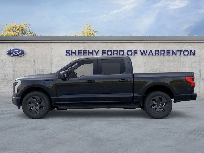 2025 Ford F-150 Lightning Lariat photo 4