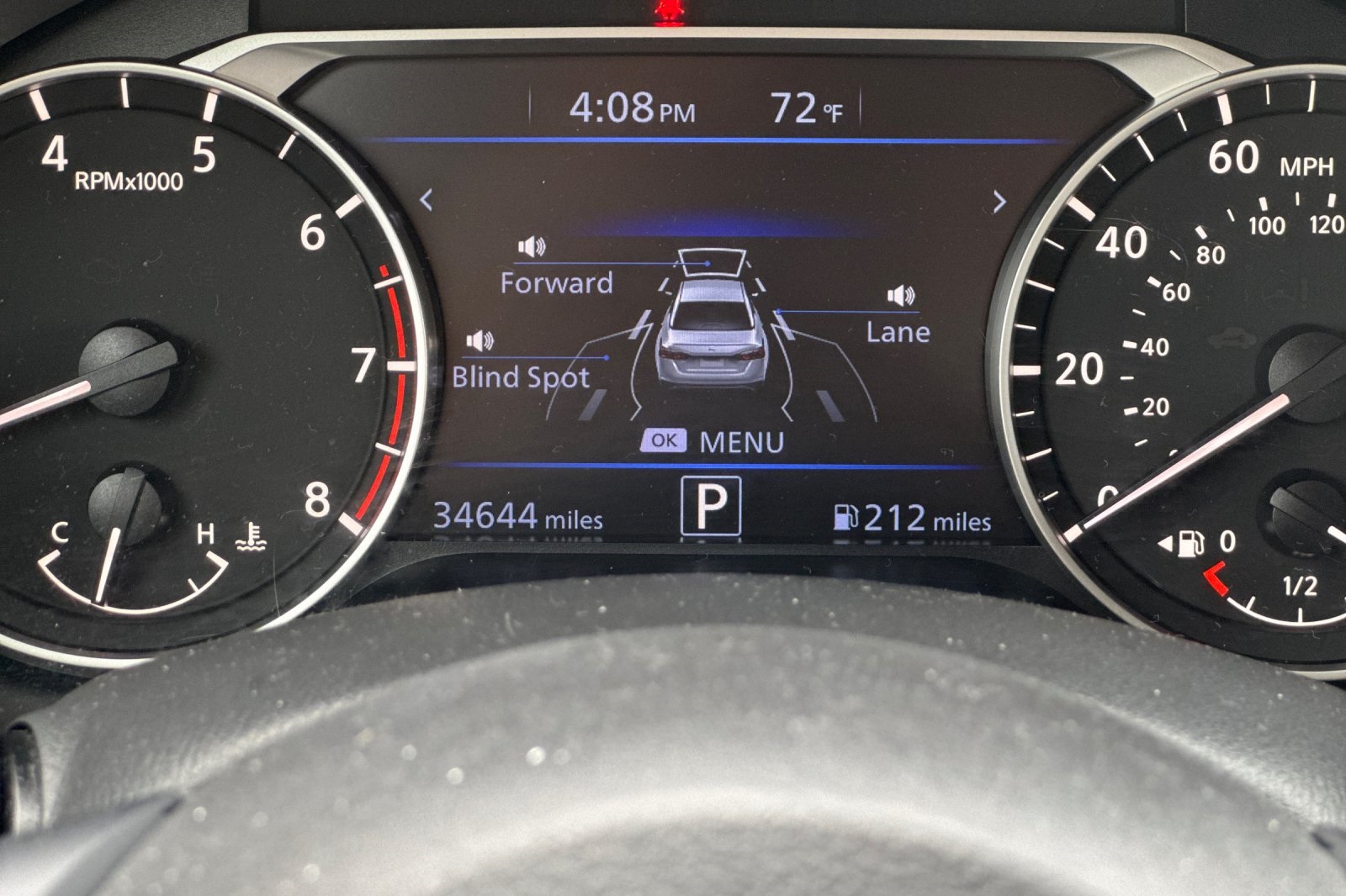 2024 Nissan Altima 2.5 SV photo 30