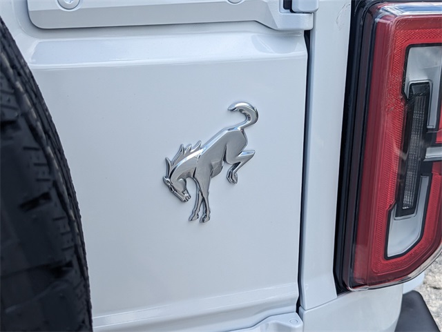 2025 Ford Bronco Outer Banks photo 11