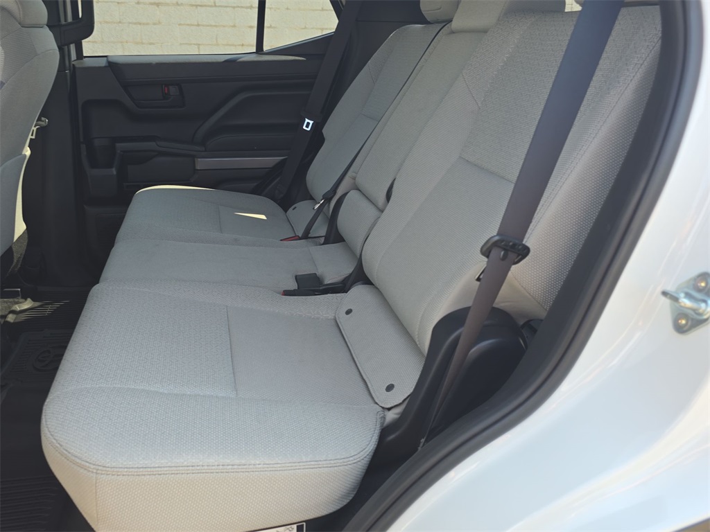 2025 Toyota 4Runner SR5 4WD photo 22