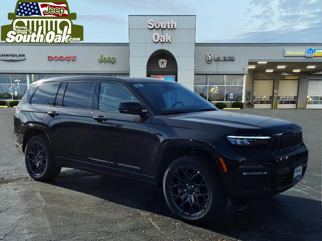 2025 Jeep Grand Cherokee L Summit's photo