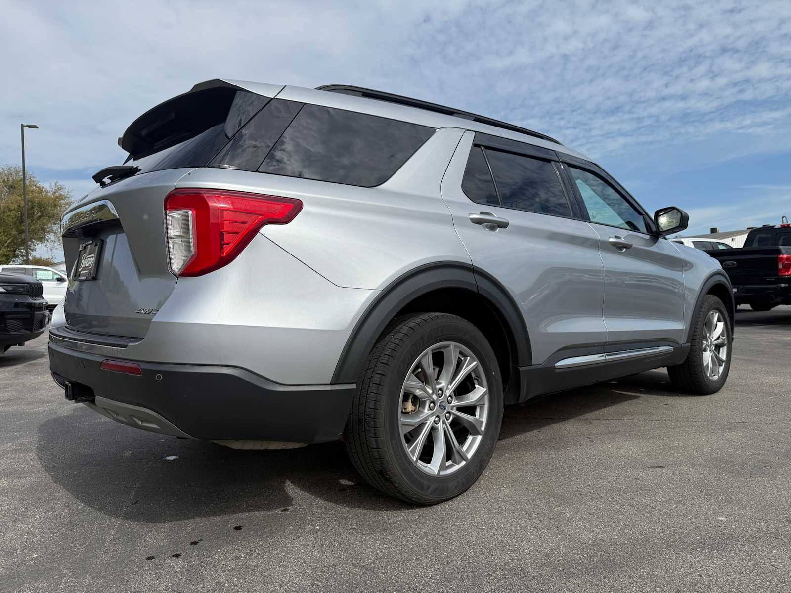 2021 Ford Explorer XLT photo 4