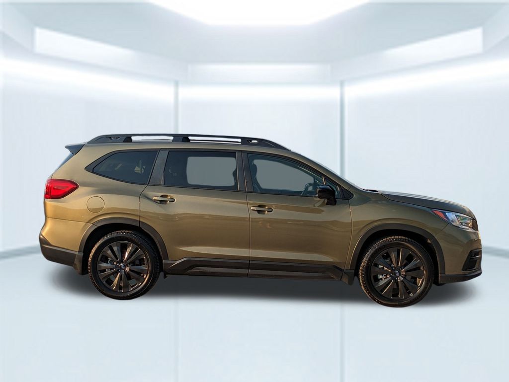 2022 Subaru Ascent Onyx Edition photo 4