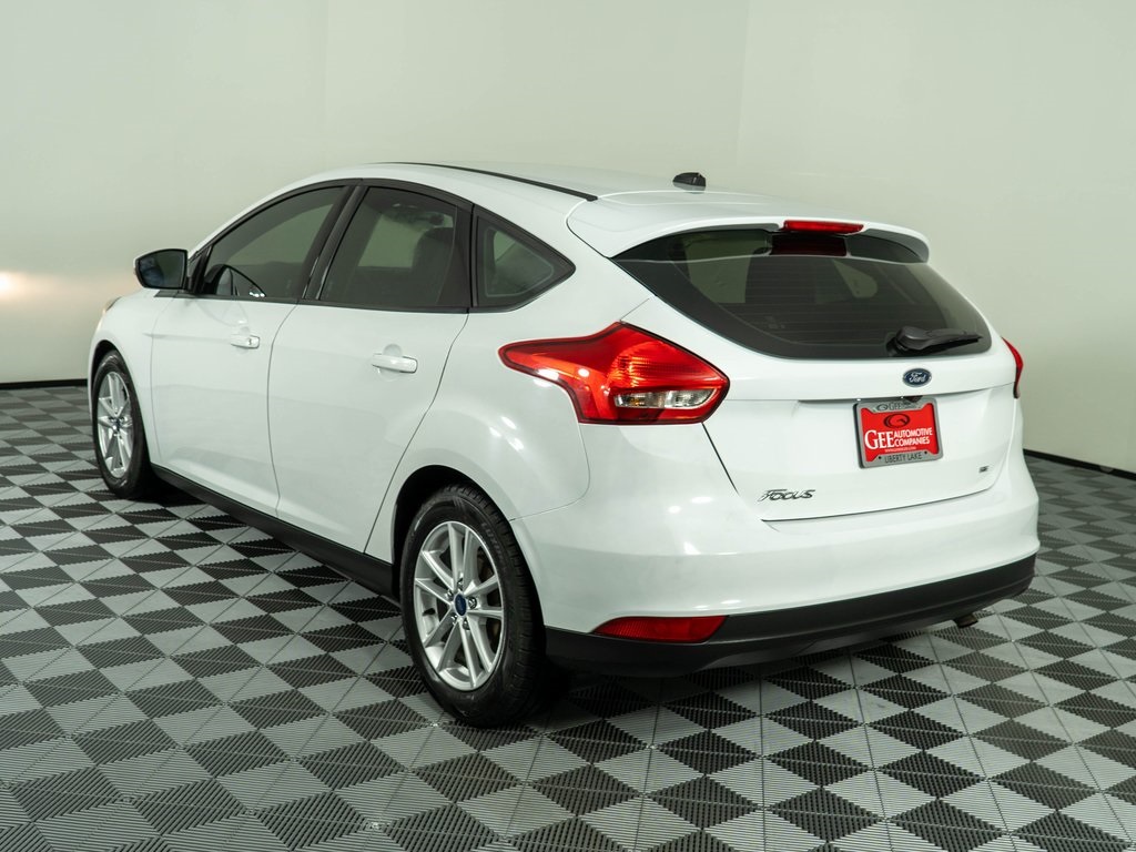 2015 Ford Focus SE photo 4