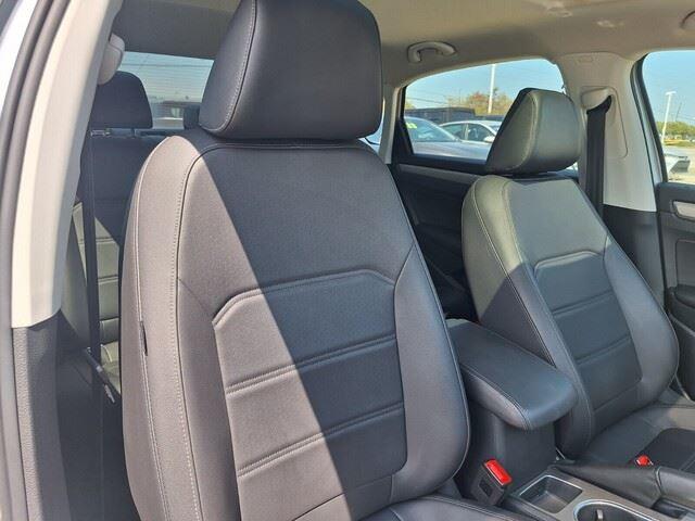 2021 Volkswagen Passat 2.0T SE photo 26
