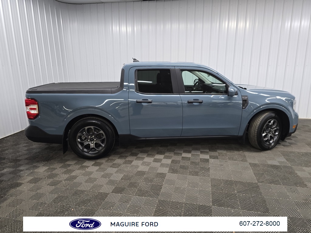2023 Ford Maverick XLT photo 2