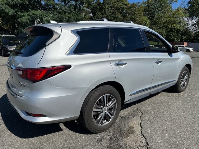 2019 Infiniti QX60 Luxe AWD photo 3