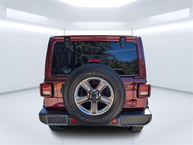 2022 Jeep Wrangler Unlimited Sahara photo 4