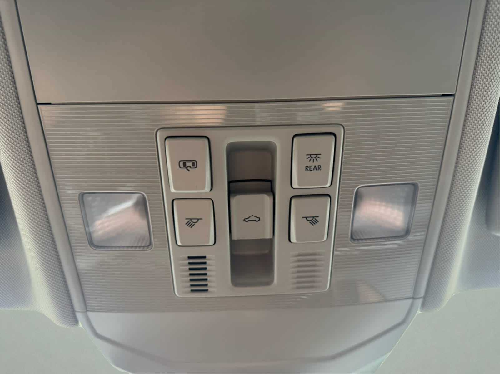 2025 Volkswagen Jetta SE photo 16