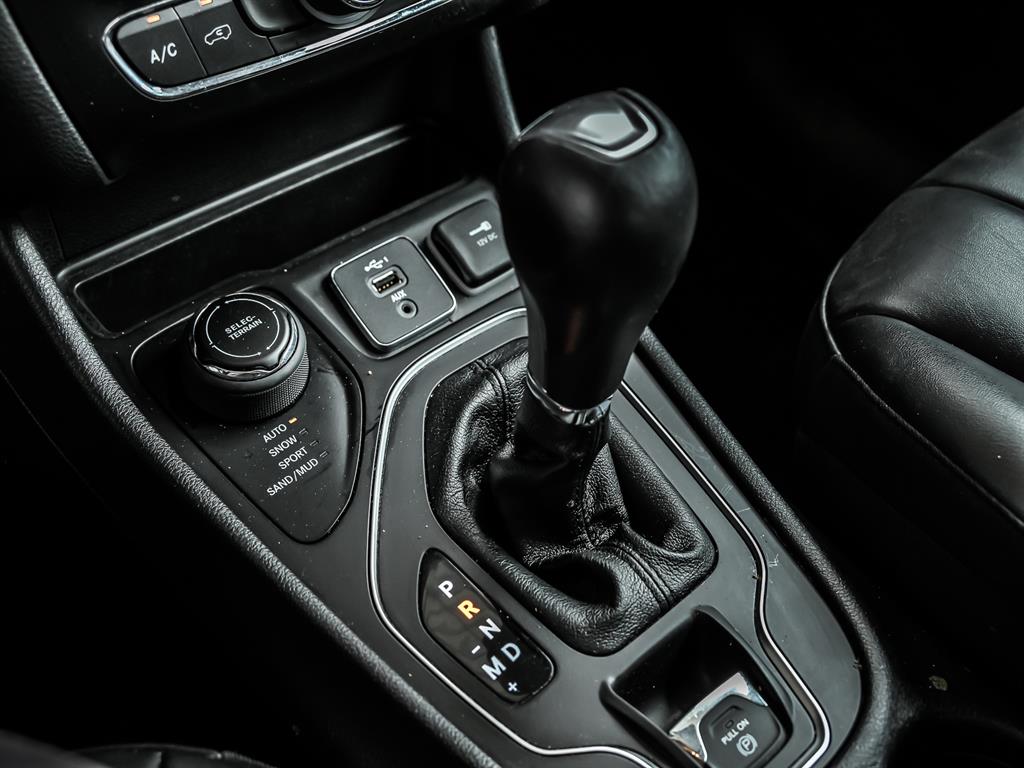 2020 Jeep Cherokee Latitude photo 20