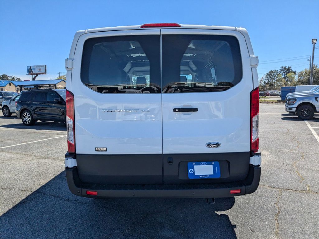 2025 Ford Transit photo 4