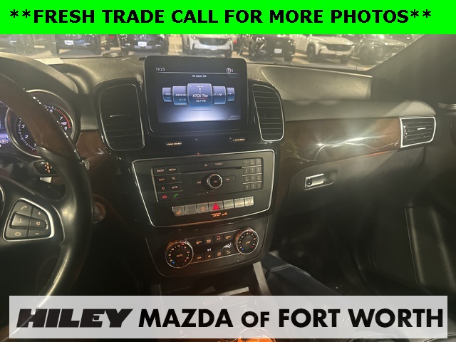 2017 Mercedes Benz GLE 350 4MATIC photo 4