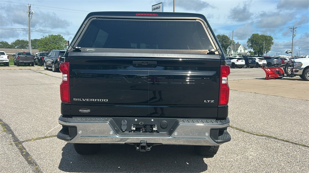2019 Chevrolet Silverado 1500 LTZ photo 4