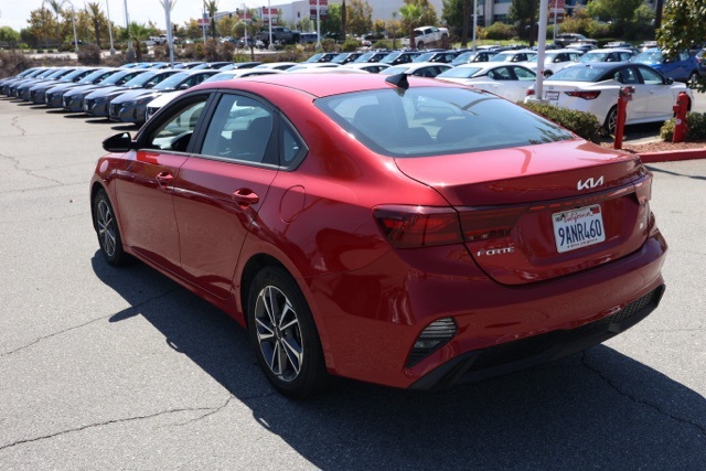 2022 Kia Forte LXS photo 5