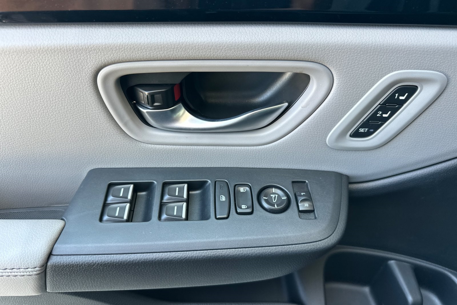 2025 Honda Pilot Touring photo 7